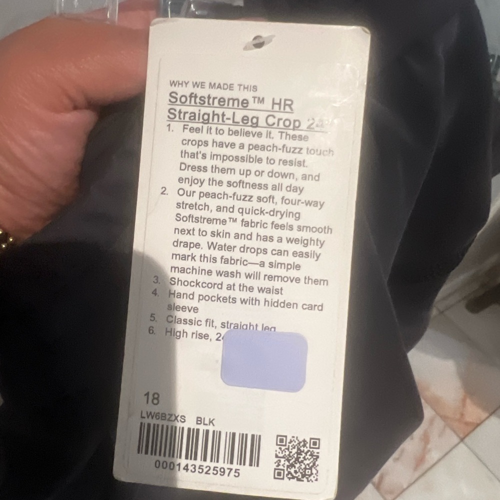 lululemon Softstreme ™ HR
Straight-Leg Crop 24 - Picture 8 of 9